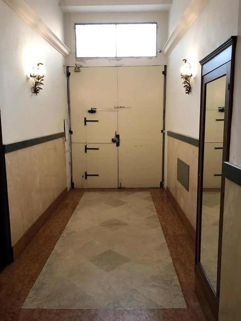 Apartment Home Holiday Piazza Vittorio Rome Italy